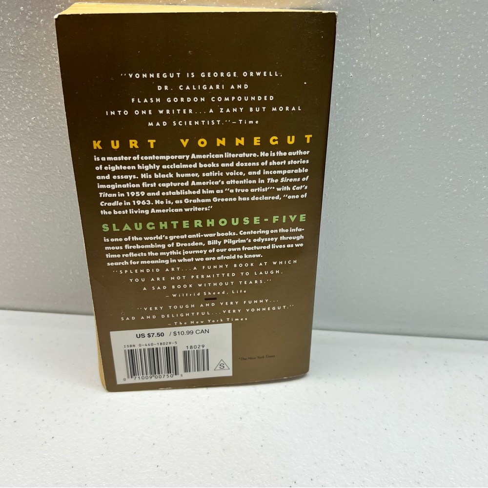 KURT VONNEGUT Slaughterhouse Five 1991 Paperback Edition - Picture 2 of 7